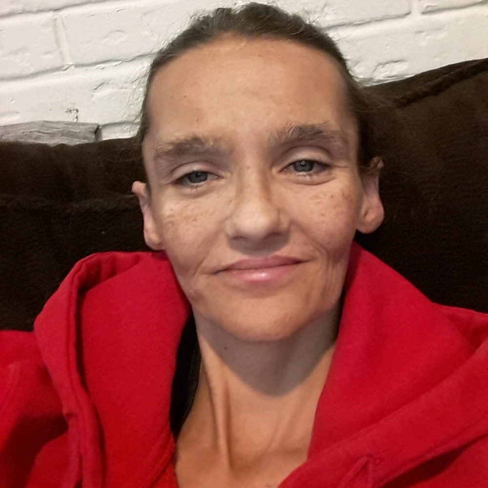 Meet your Posher, Angi
